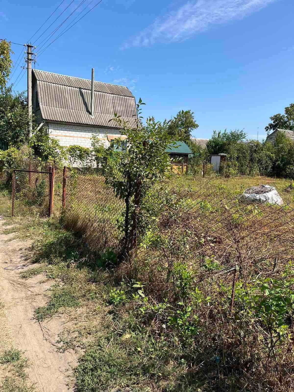 Продаж ділянки під індивідуальне житлове будівництво 6 соток