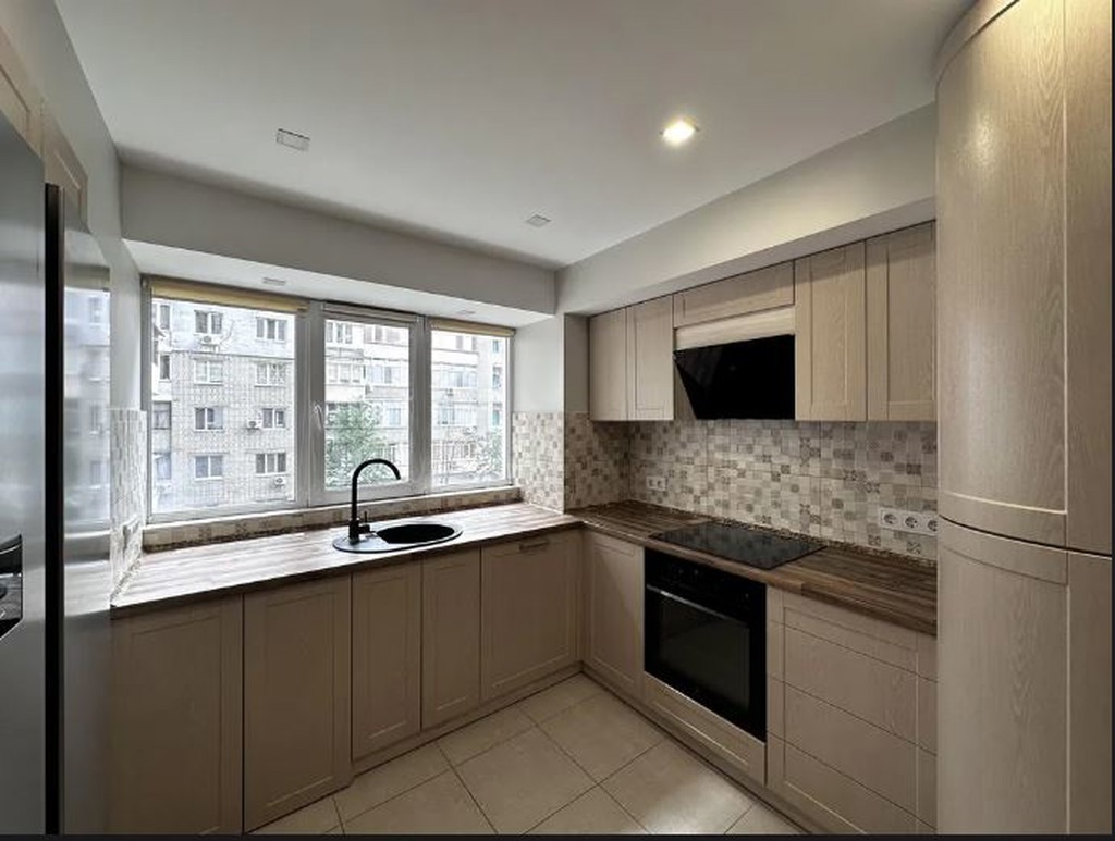 Продажа 2-комнатной квартиры 40 м², Пушкина просп., 15