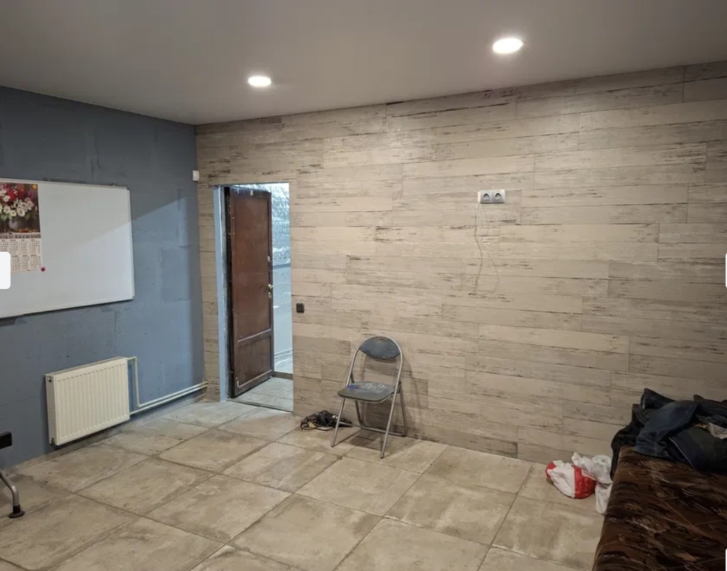 Оренда складу 700 м², Косовская вул.