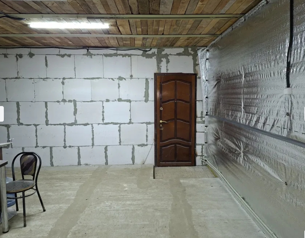 Оренда складу 700 м², Косовская вул.