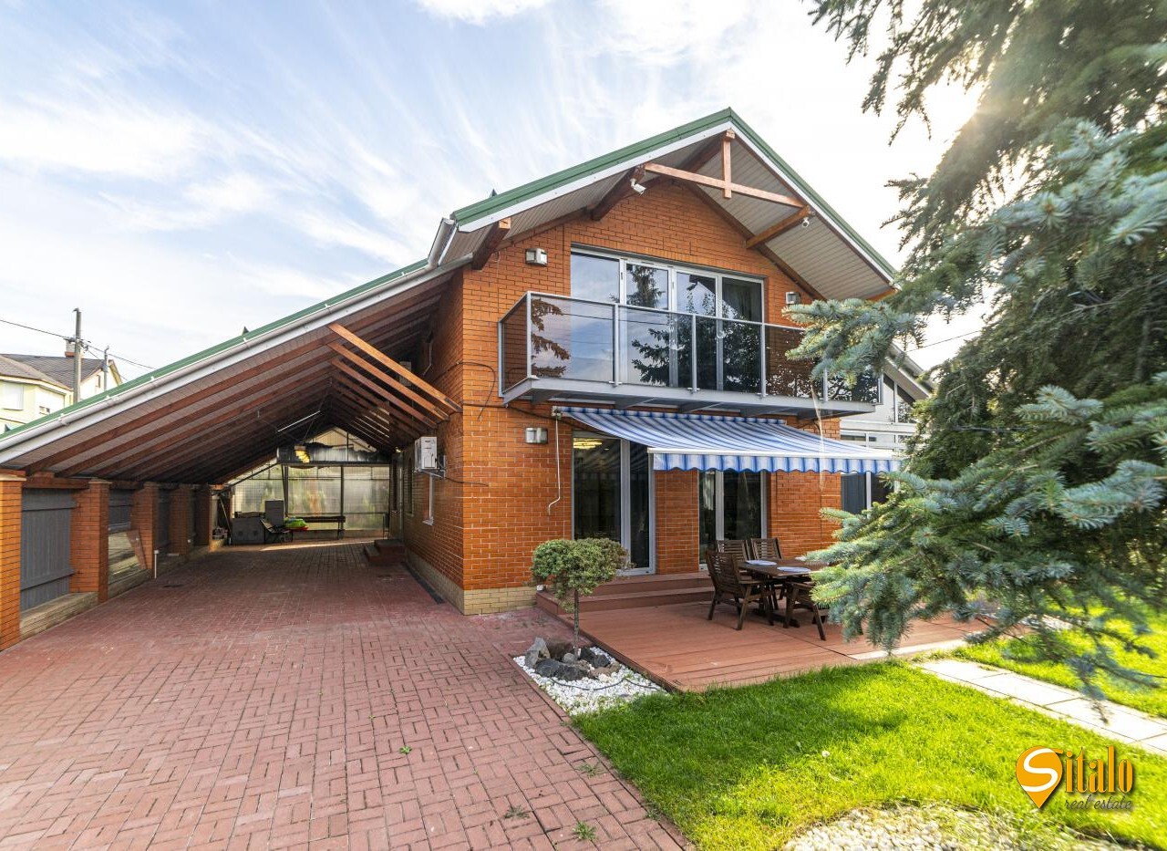 Продаж будинку 200 м², 107-а Садова вул.