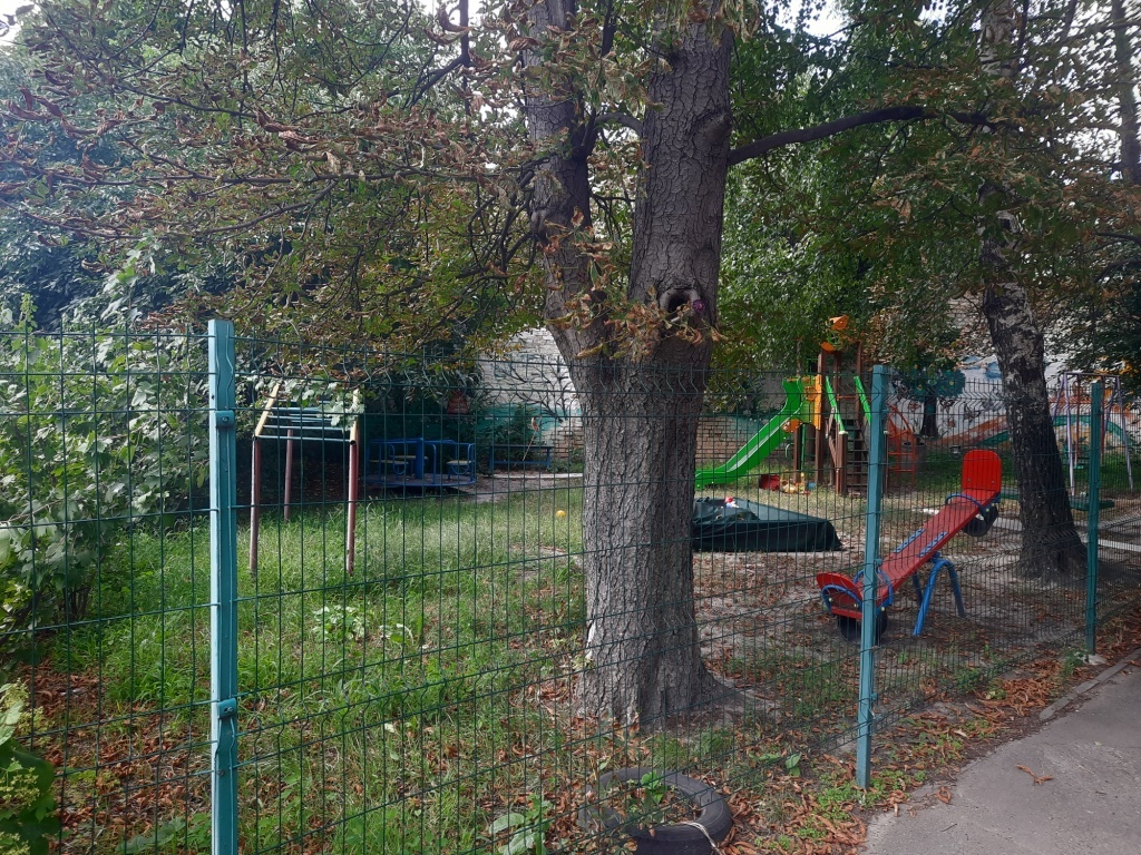 Продаж 2-кімнатної квартири 45 м², Кирилівська вул., 131
