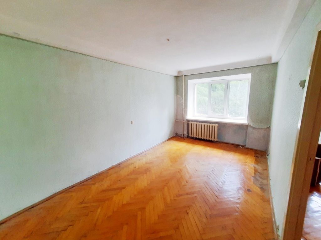 Продаж 2-кімнатної квартири 45 м², Кирилівська вул., 131