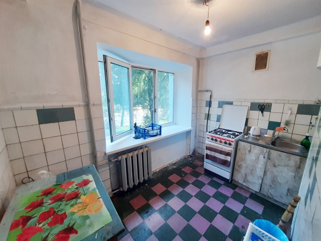 Продаж 2-кімнатної квартири 45 м², Кирилівська вул., 131