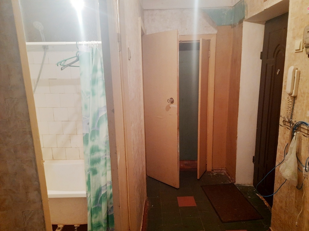 Продаж 2-кімнатної квартири 45 м², Кирилівська вул., 131