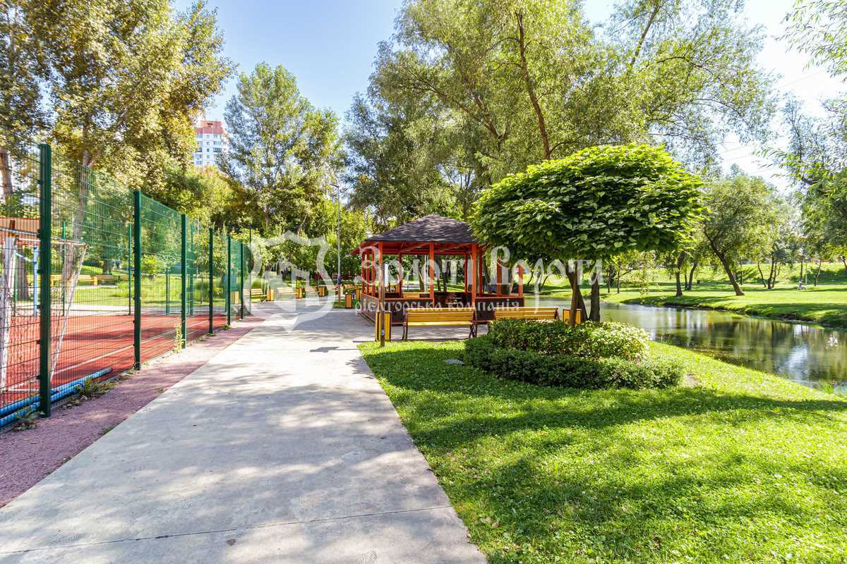 Продажа 3-комнатной квартиры 101 м², Оноре Де Бальзака ул., 4А