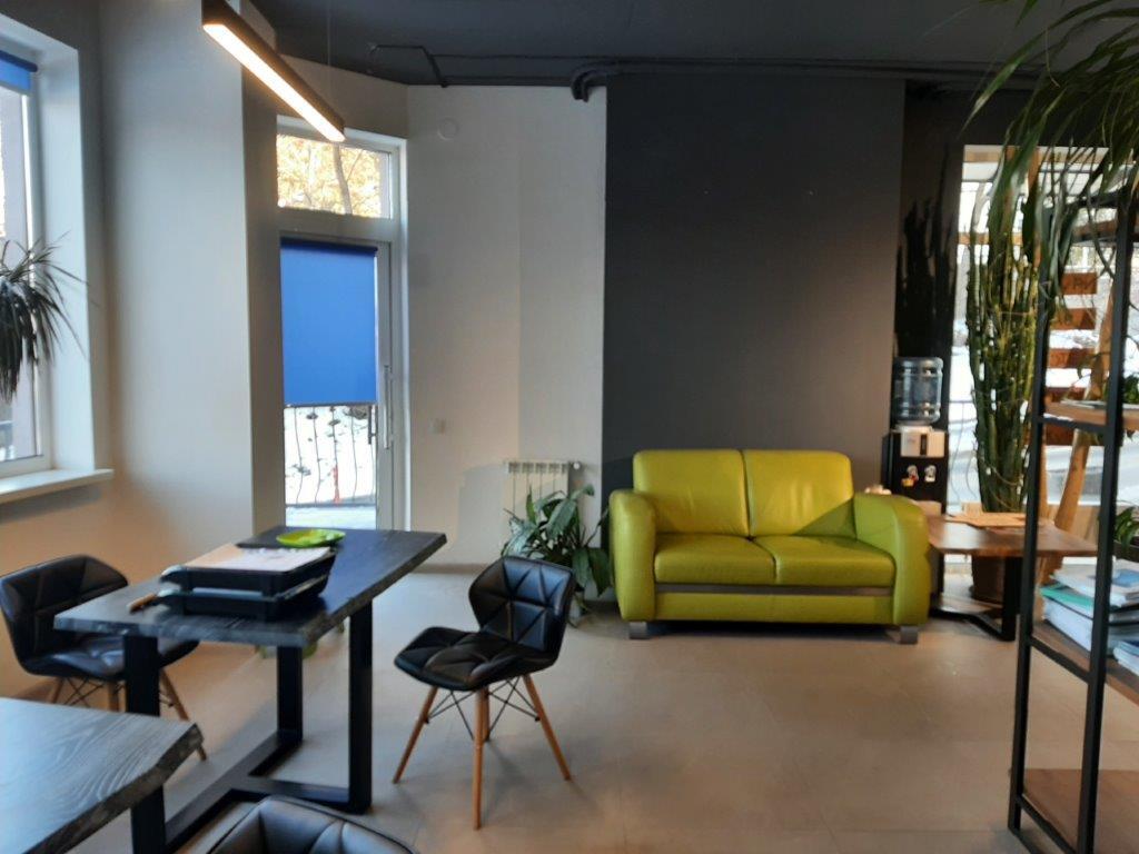 Продажа торгового помещения 81 м², Вознесенский спуск