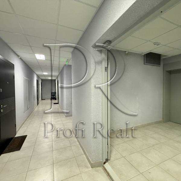 Продажа 2-комнатной квартиры 56 м², Науки просп., 58