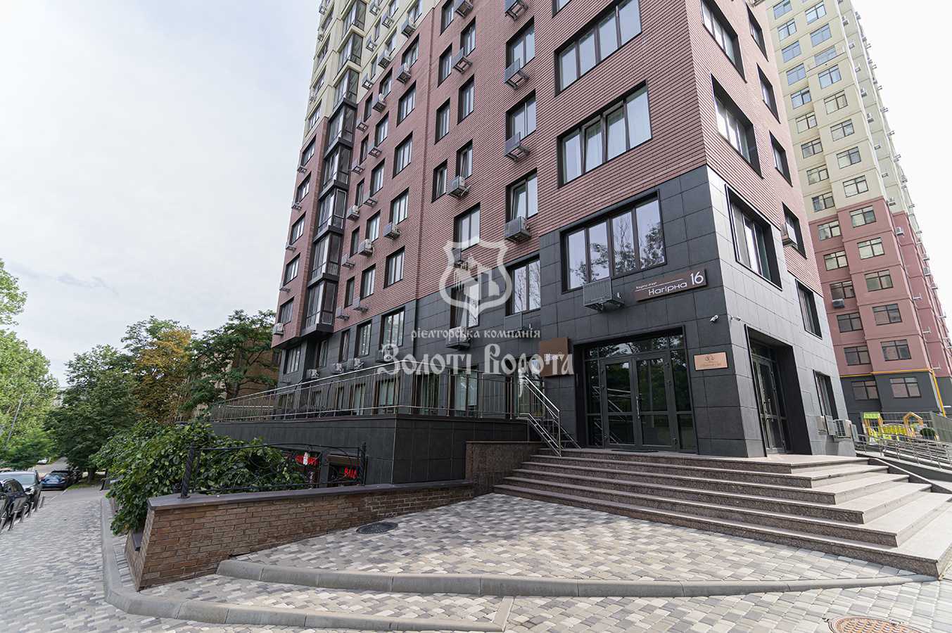 Продажа 1-комнатной квартиры 45 м², Нагорный пер., 18/16