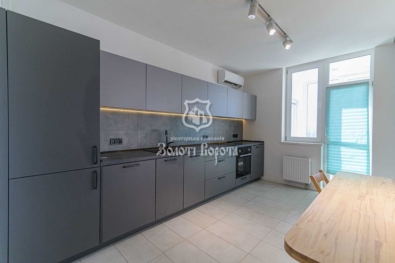 Продажа 1-комнатной квартиры 47 м², Соборности просп., 30
