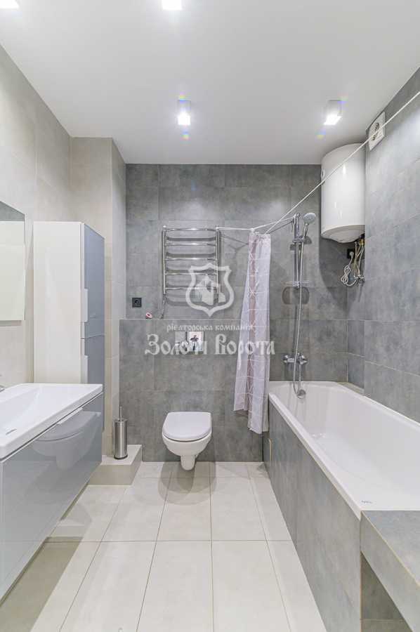 Продажа 1-комнатной квартиры 47 м², Соборности просп., 30