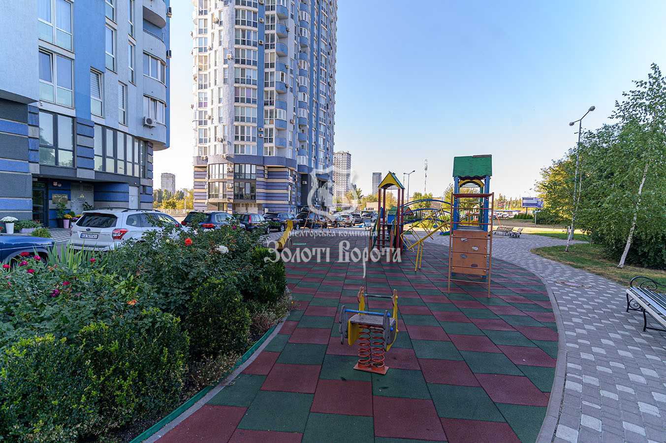 Продажа 1-комнатной квартиры 47 м², Соборности просп., 30