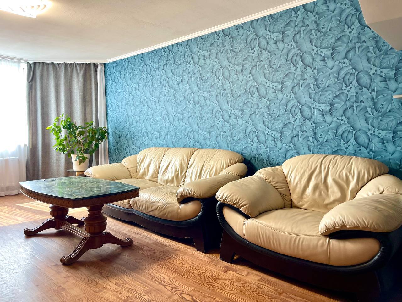 Продажа 2-уровневой квартиры 11.6 м², Строителей ул., 4/2