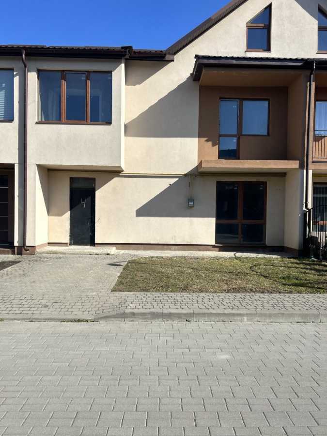 Продаж котеджу 119 м², Степана Бандери вул., Демянчука