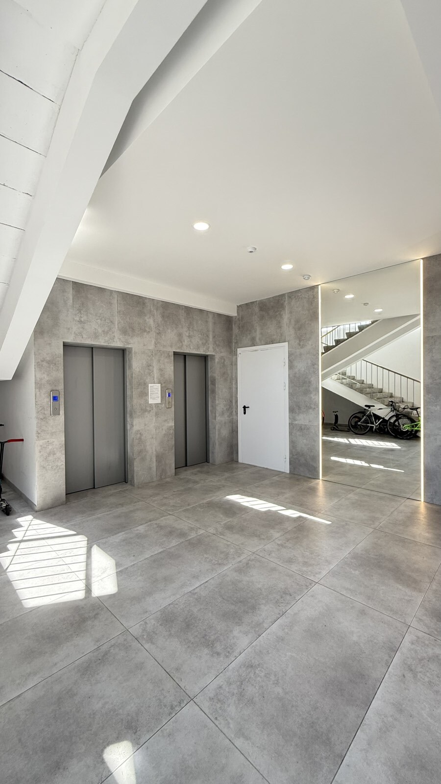 Продаж 1-кімнатної квартири 40 м², Січеславська вул.