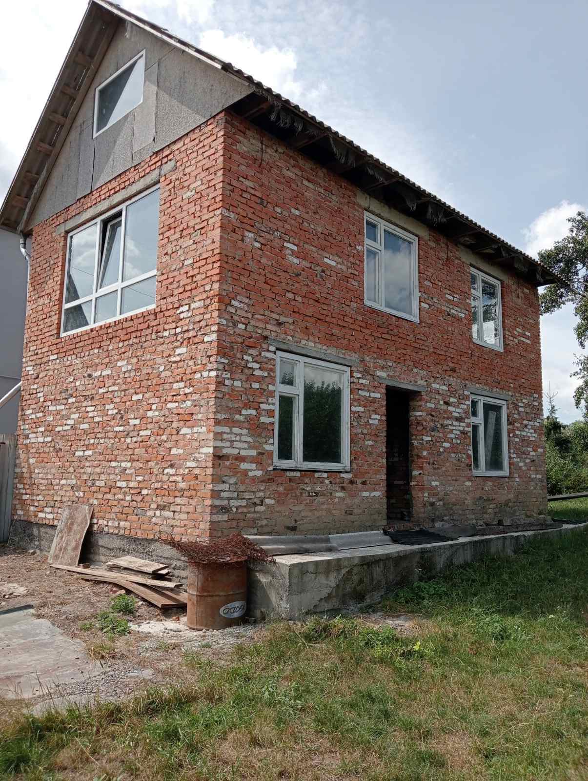 Продаж будинку 100 м²
