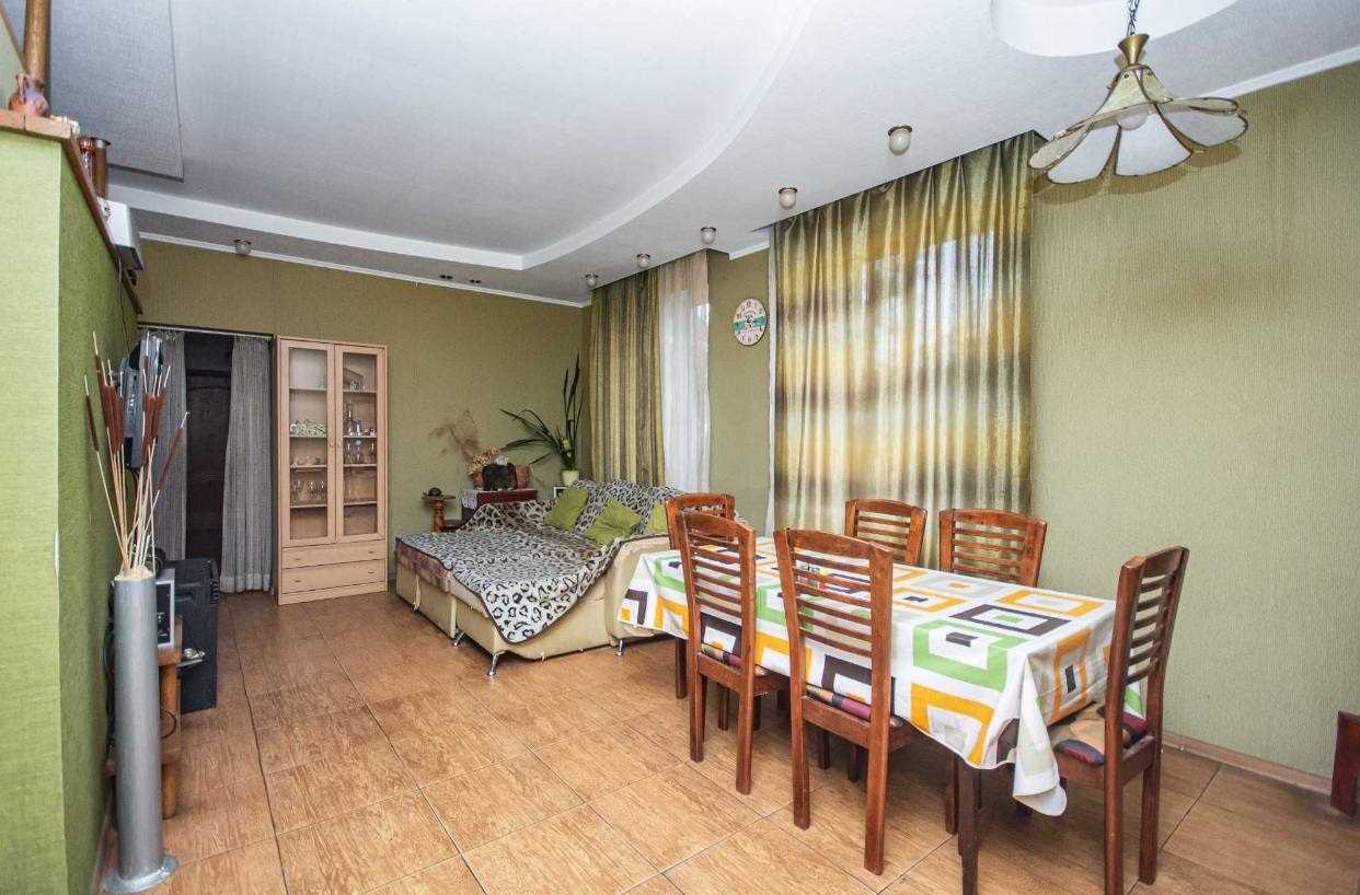 Продаж будинку 281.4 м², Вишнева вул.