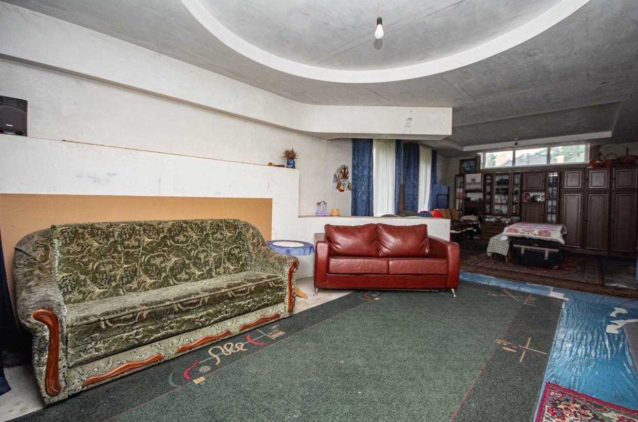 Продаж будинку 281.4 м², Вишнева вул.