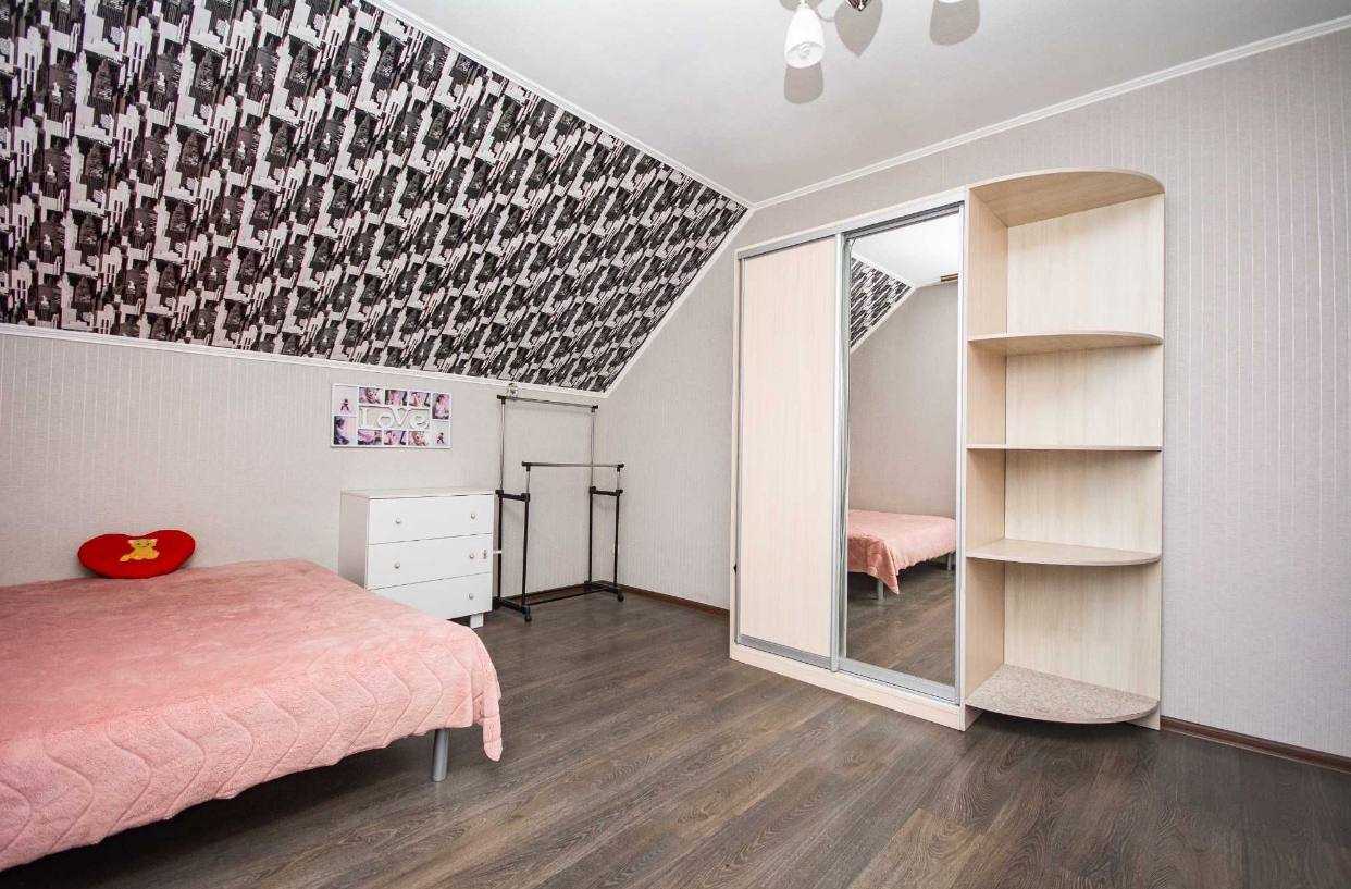 Продаж будинку 281.4 м², Вишнева вул.