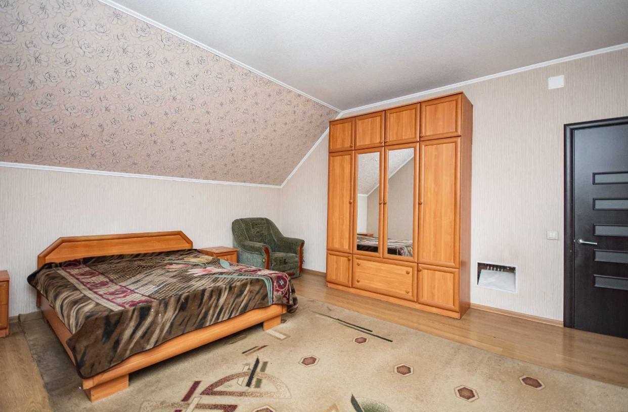 Продаж будинку 281.4 м², Вишнева вул.