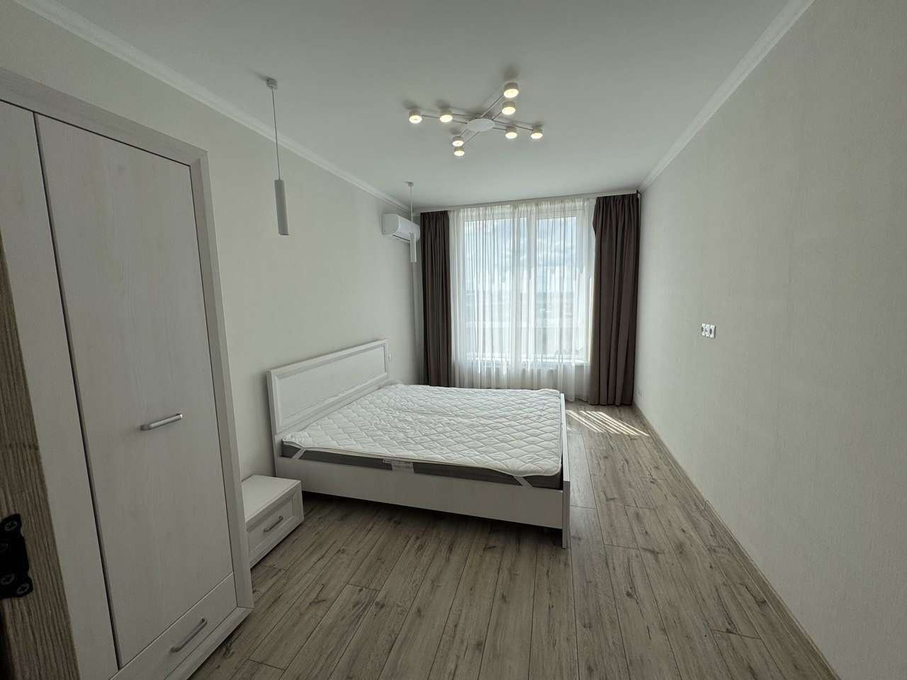 Продажа 1-комнатной квартиры 42 м², Кадетский Гай ул., 12