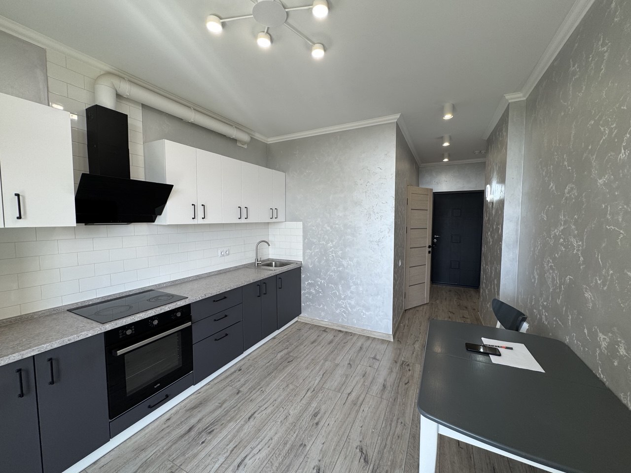 Продажа 1-комнатной квартиры 42 м², Кадетский Гай ул., 12