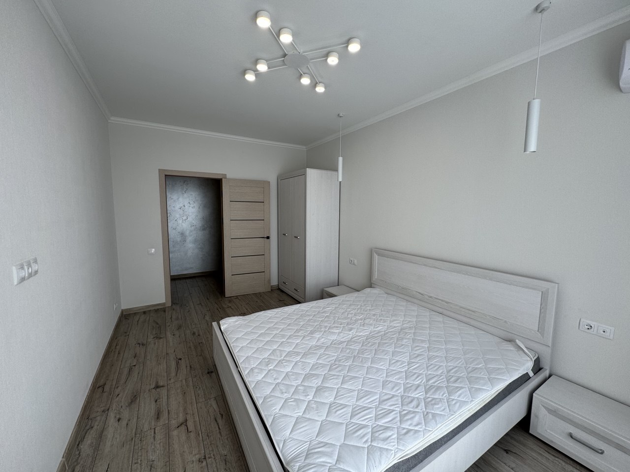 Продажа 1-комнатной квартиры 42 м², Кадетский Гай ул., 12