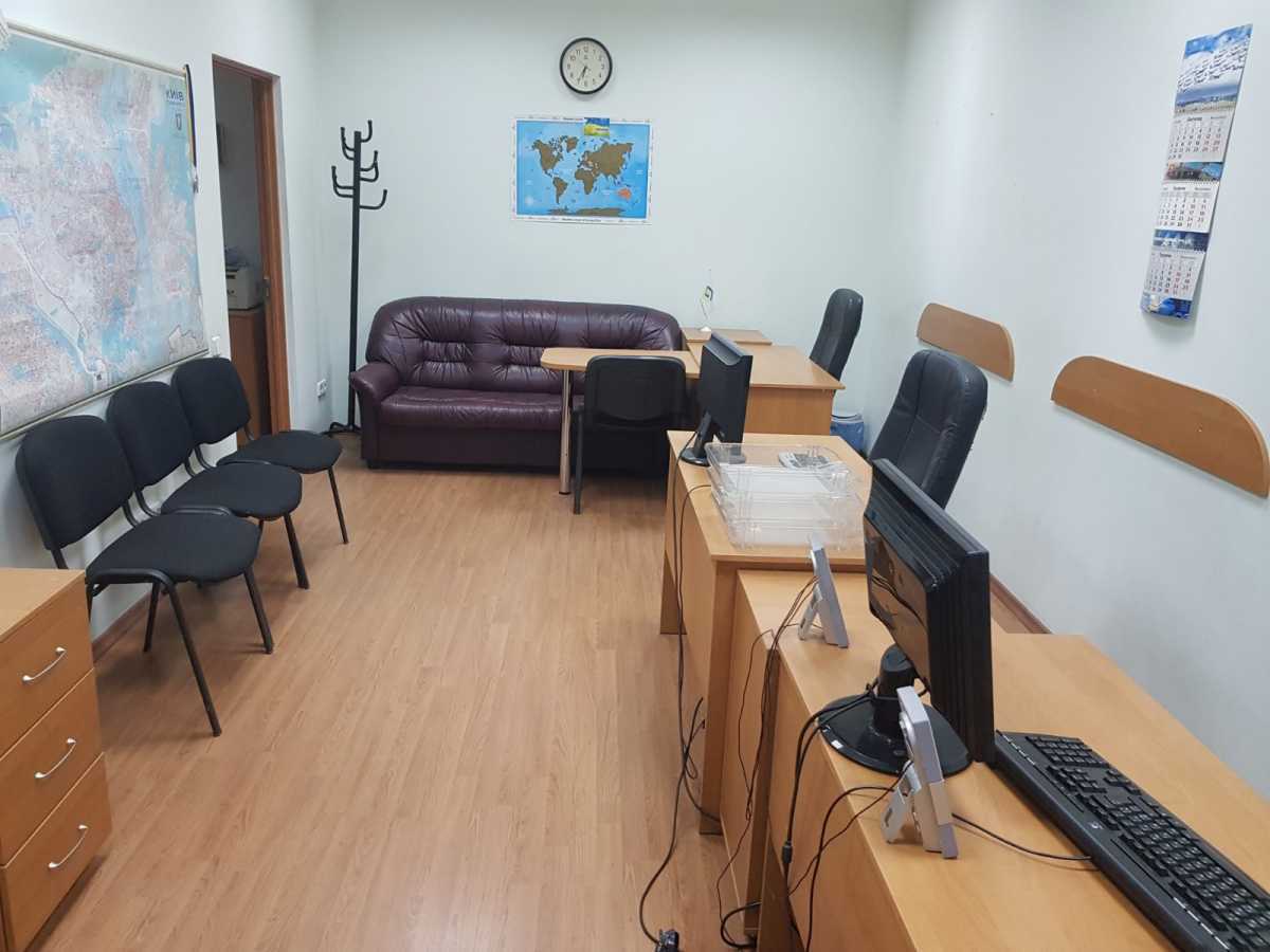 Аренда помещения свободного назначения 50 м², Берестейський, 96