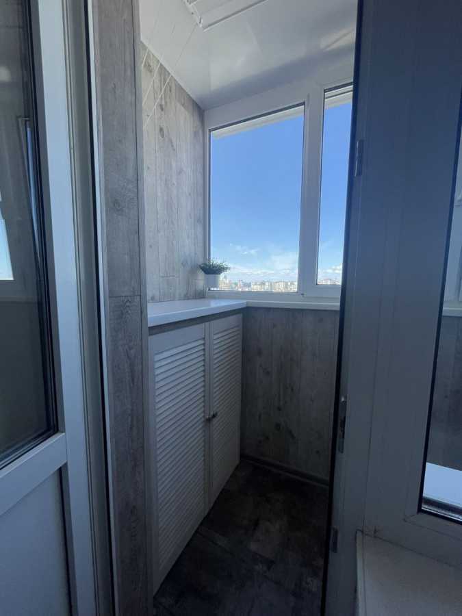 Продажа 3-комнатной квартиры 110 м², Срибнокильская ул., 1