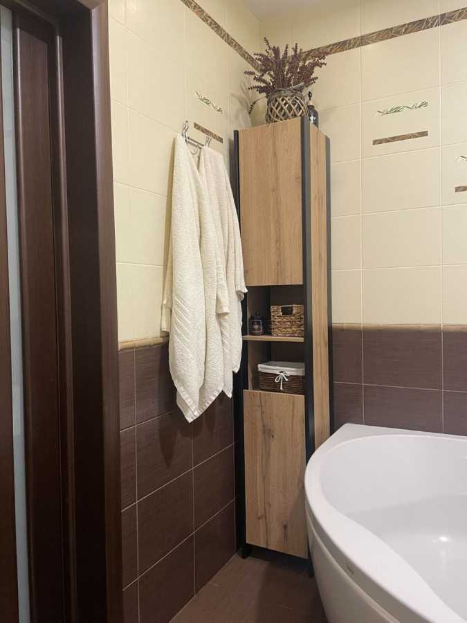 Продажа 3-комнатной квартиры 110 м², Срибнокильская ул., 1