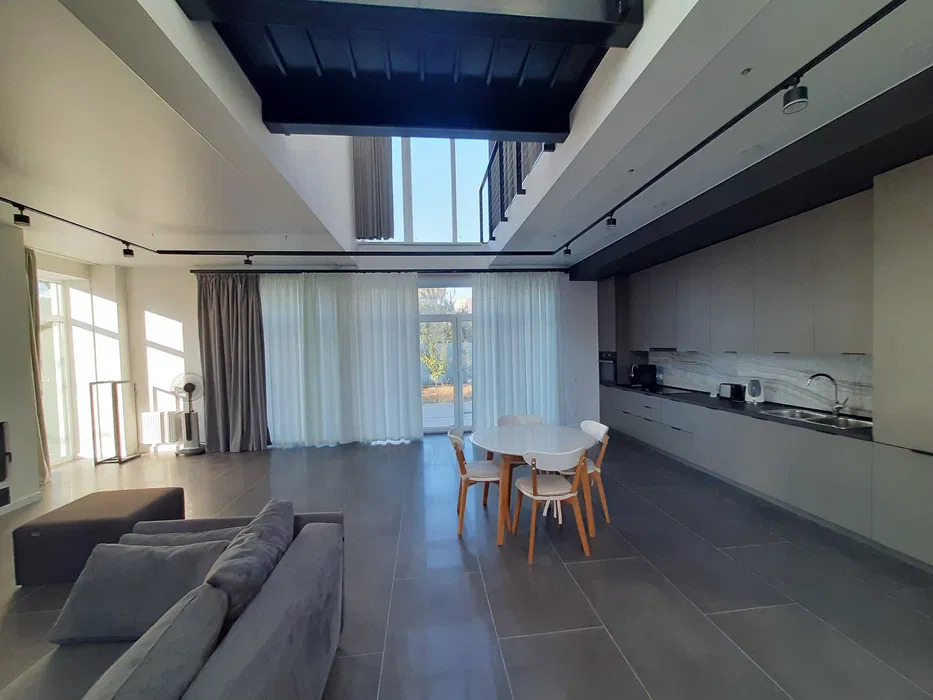 Аренда дома 180 м², 75-я Садовая ул.