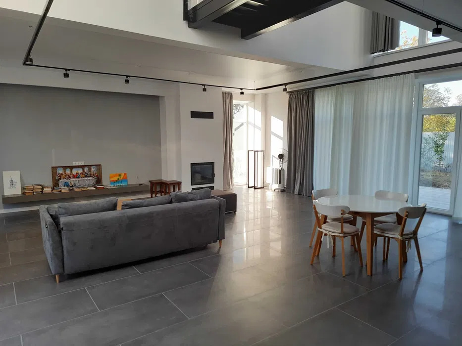Аренда дома 180 м², 75-я Садовая ул.