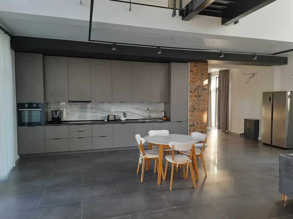Аренда дома 180 м², 75-я Садовая ул.