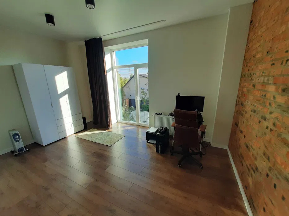 Аренда дома 180 м², 75-я Садовая ул.