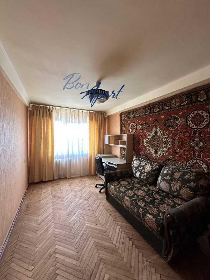 Продажа 3-комнатной квартиры 62.2 м², Чоколовский бул., 19