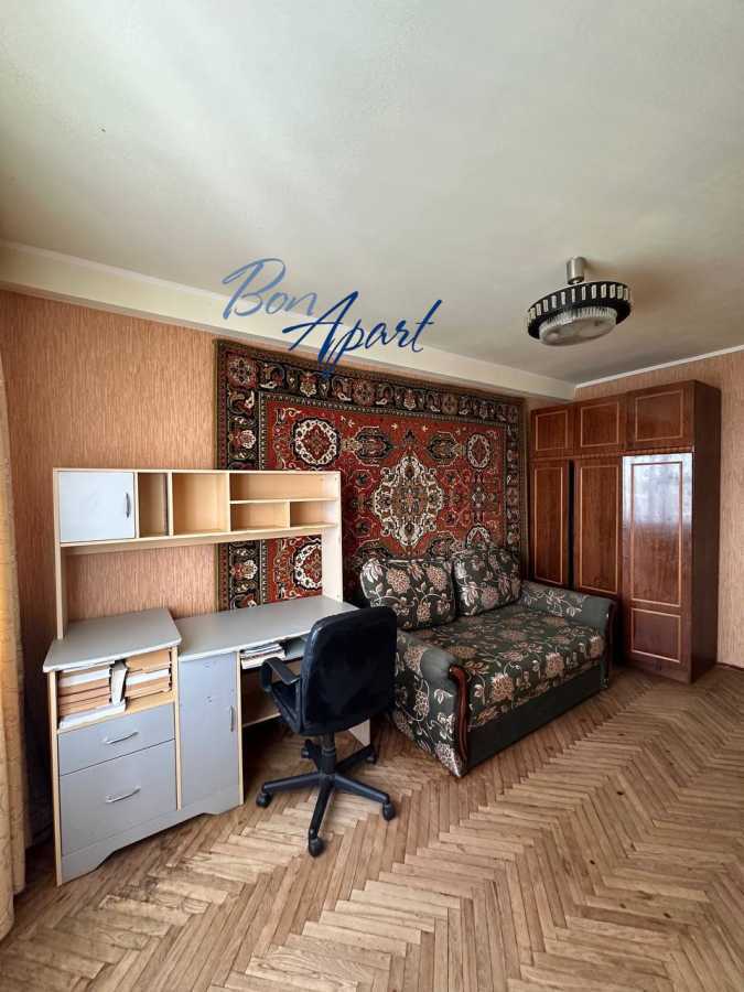 Продажа 3-комнатной квартиры 62.2 м², Чоколовский бул., 19