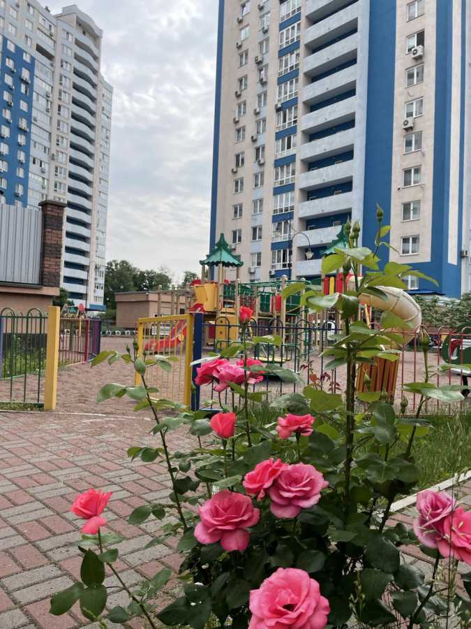 Продажа 2-комнатной квартиры 58 м², Авиаконструктора Игоря Сикорского ул., 1А