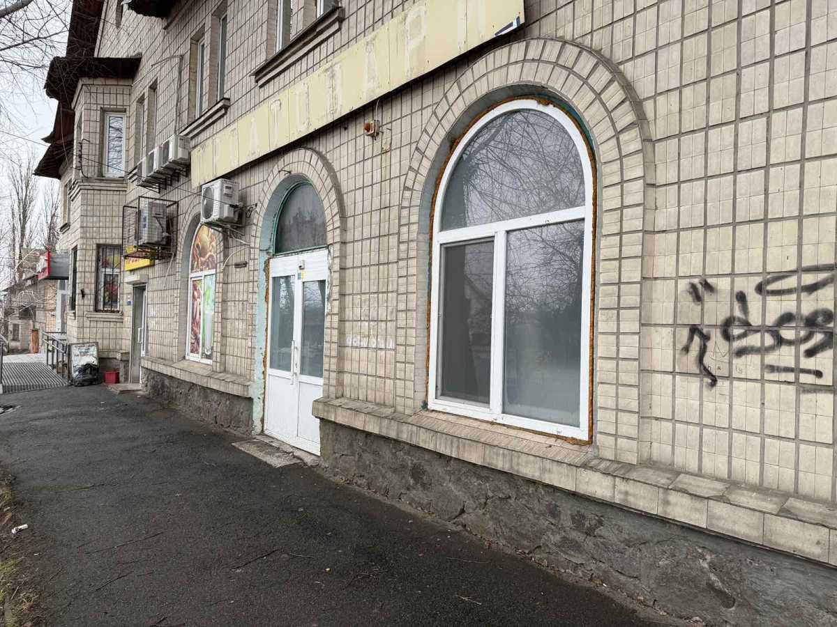 Оренда приміщення вільного призначення 180 м², Монтажників вул., 101/2