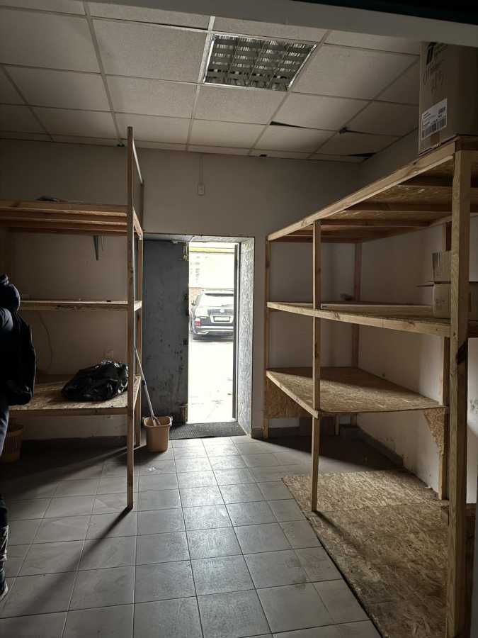 Оренда приміщення вільного призначення 180 м², Монтажників вул., 101/2
