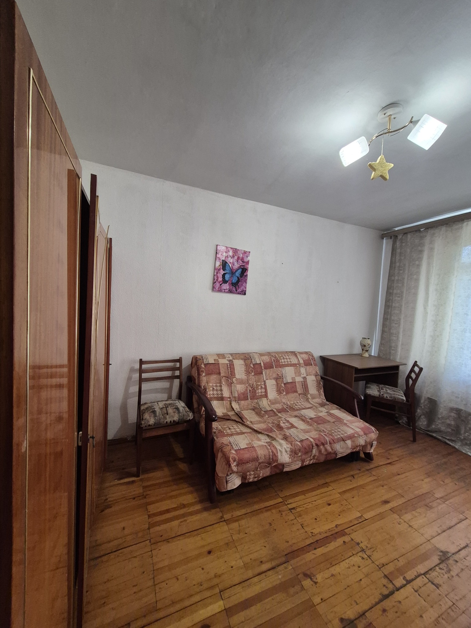 Продажа 3-комнатной квартиры 66 м², Людвига Свободы просп., 35