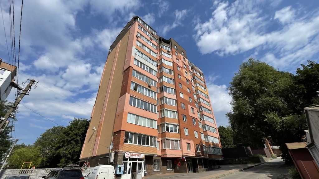 Продажа 2-комнатной квартиры 68.6 м², Евгения Коновальца ул., 11