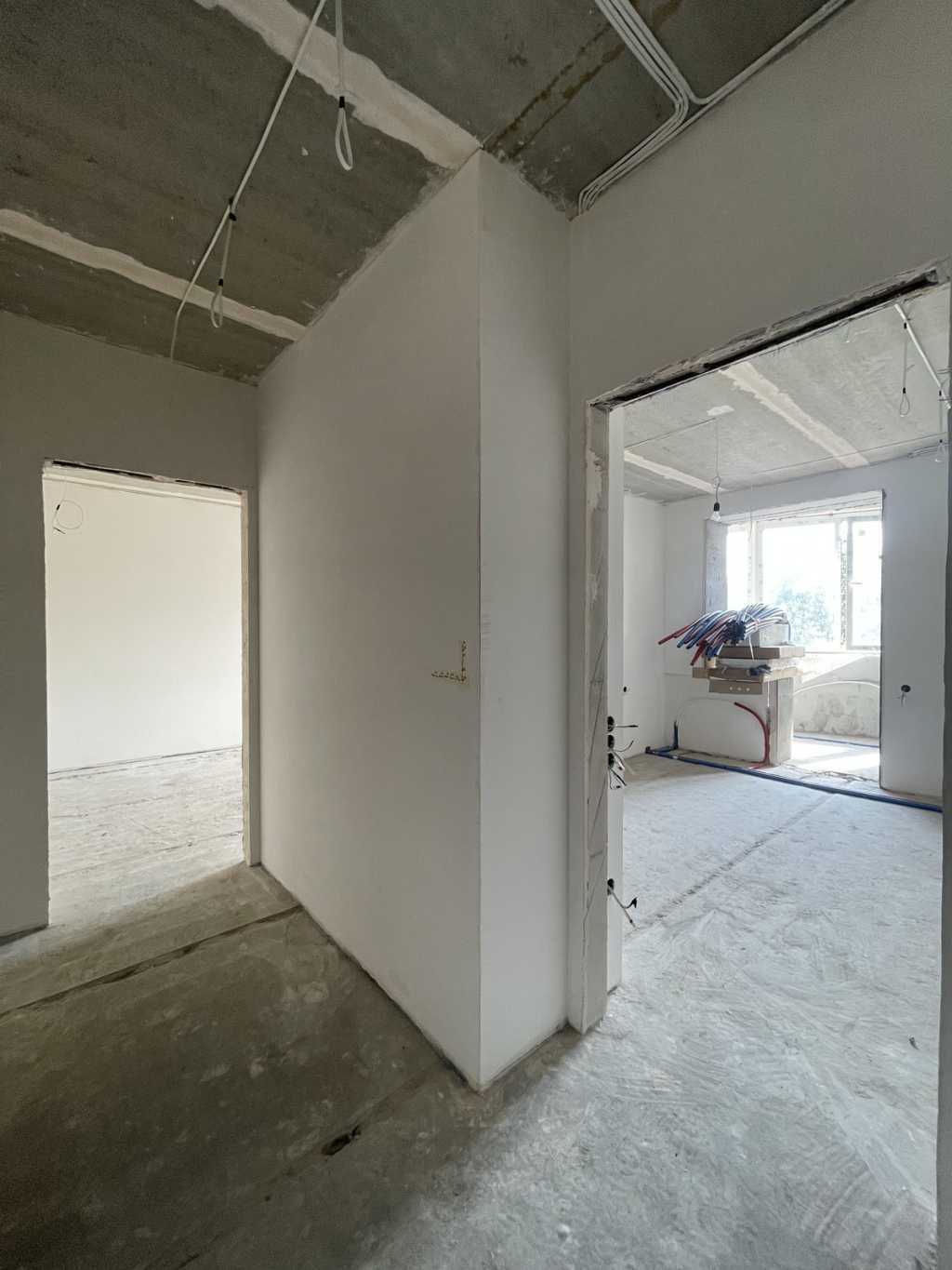 Продажа 2-комнатной квартиры 68.6 м², Евгения Коновальца ул., 11