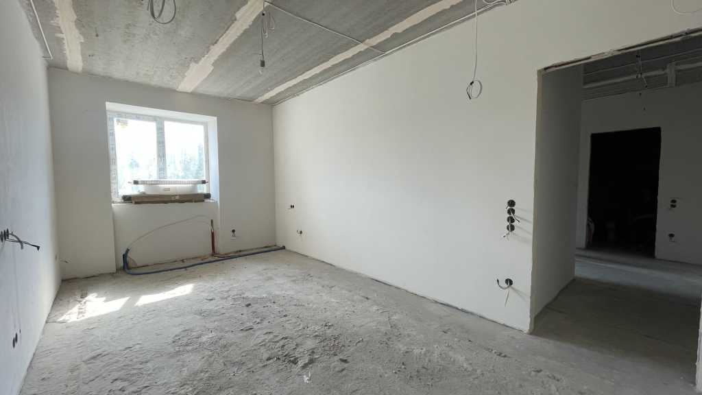 Продажа 2-комнатной квартиры 68.6 м², Евгения Коновальца ул., 11