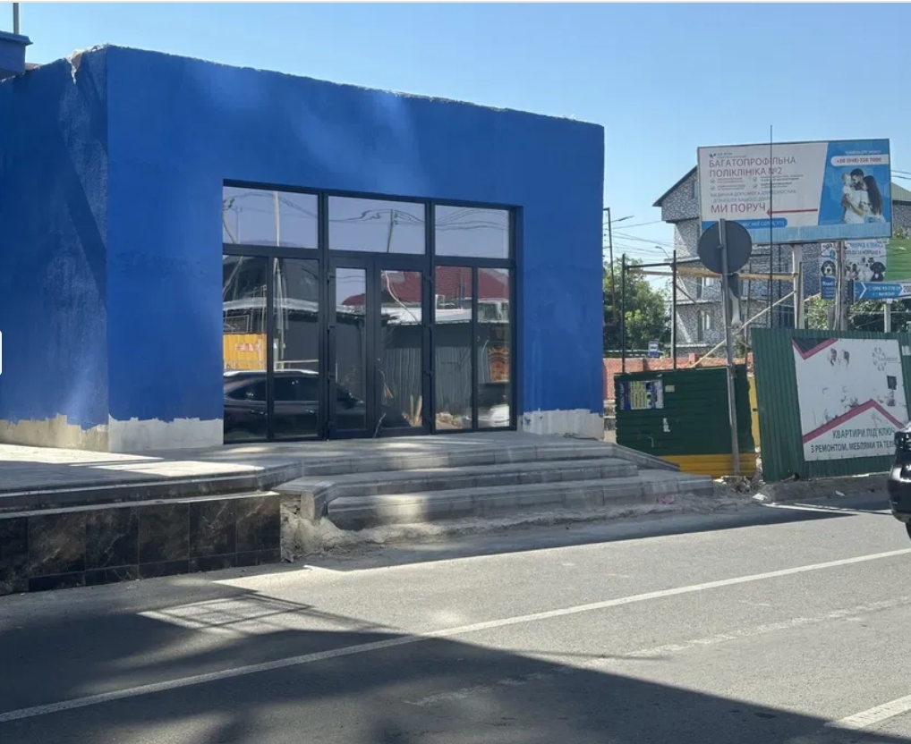 Аренда торгового помещения 113 м², Небесной сотни просп.