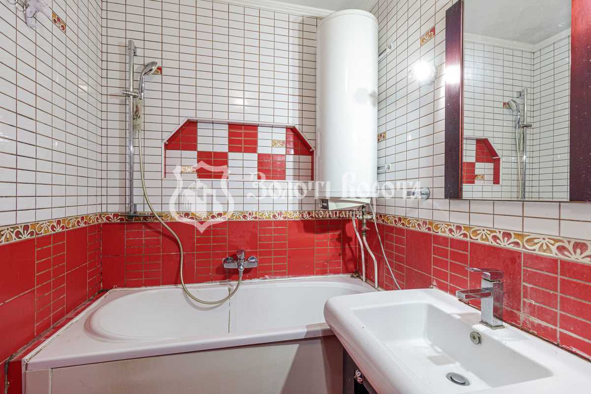 Продажа 2-комнатной квартиры 53.4 м², Градинская ул., 10А