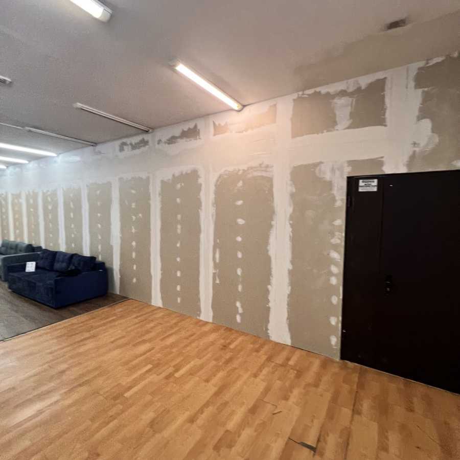 Аренда помещения свободного назначения 1000 м², Московская ул., 8
