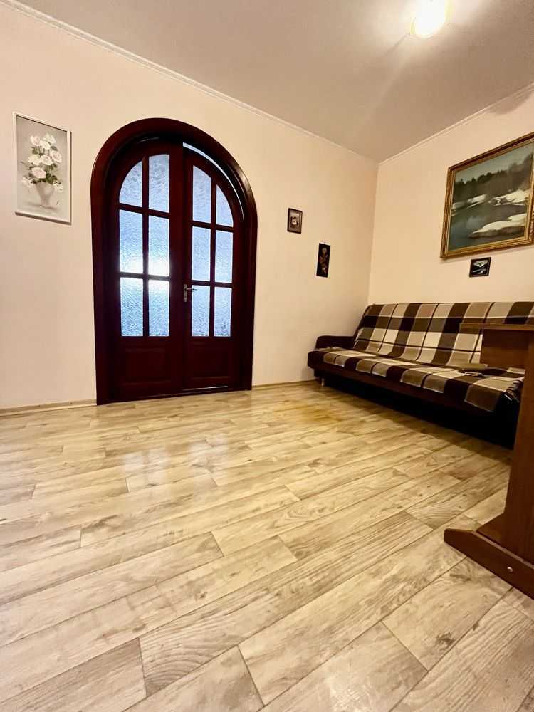 Продаж 1-кімнатної квартири 49.8 м², Княжий Затон вул., 4