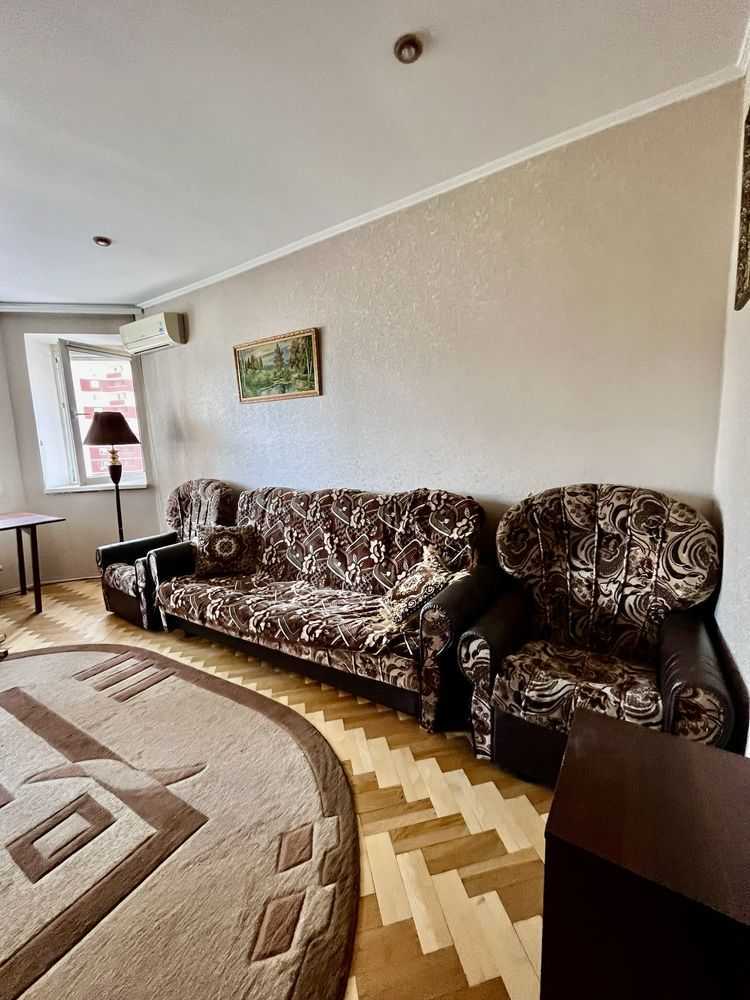 Продаж 1-кімнатної квартири 49.8 м², Княжий Затон вул., 4