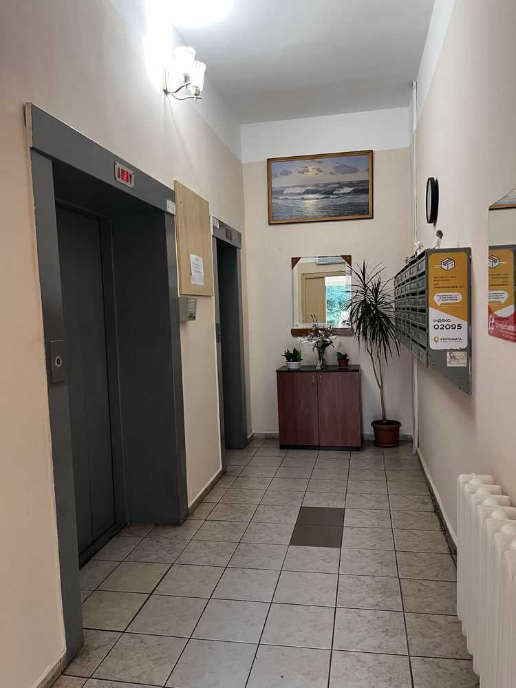 Продаж 1-кімнатної квартири 49.8 м², Княжий Затон вул., 4