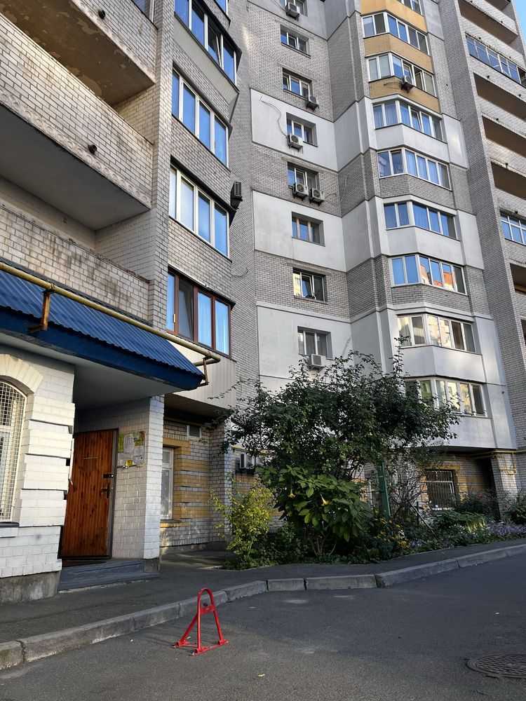 Продаж 1-кімнатної квартири 49.8 м², Княжий Затон вул., 4